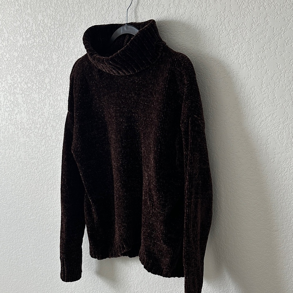 Forever 21 Brown Turtleneck Sweater